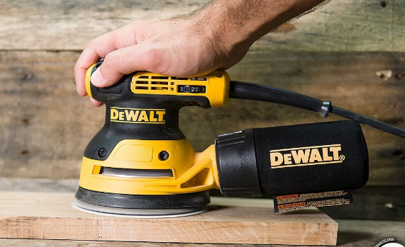 Szlifierka mimośrodowa DeWalt DWE6423