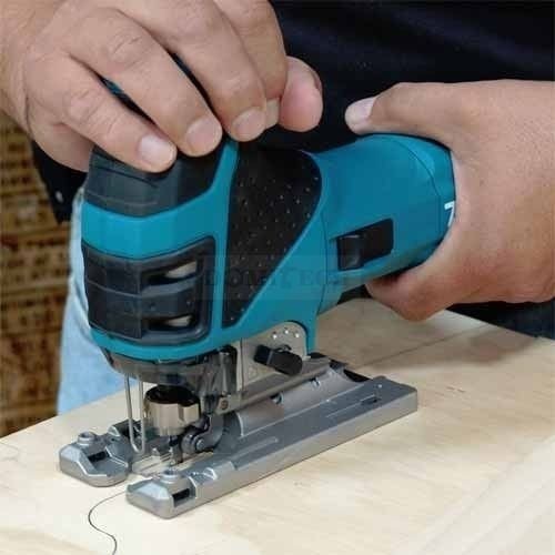 Wyrzynarka Makita 4351FCT