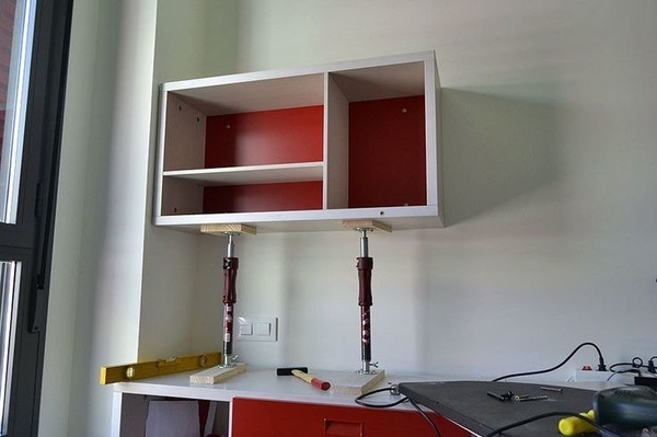 Multi podpora teleskopowa 200-375cm PIHER P34004