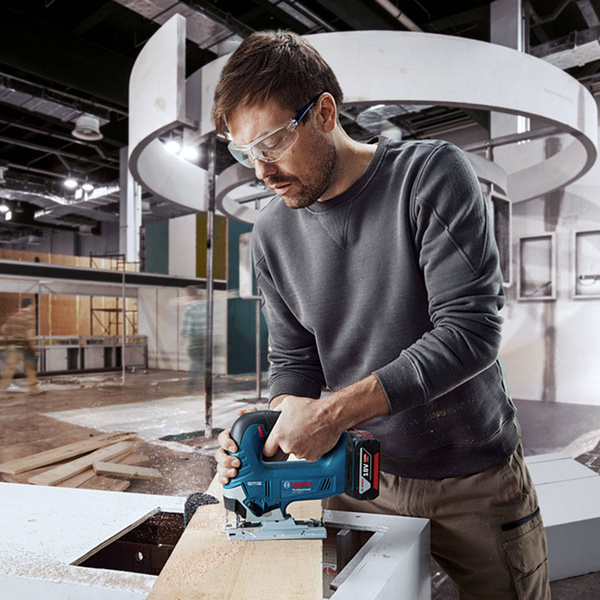 Wyrzynarka Bosch GST 185-LI