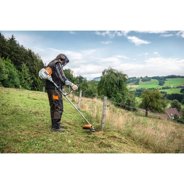 Kosa spalinowa Stihl FS 235 41512000058