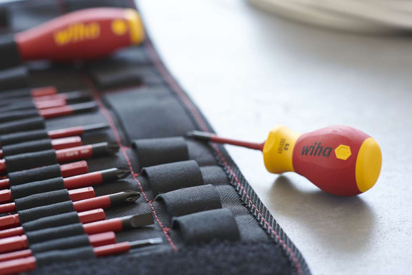 Zestaw wkrętaków i bitów 16szt Rękojeść SlimVario Wiha 36068