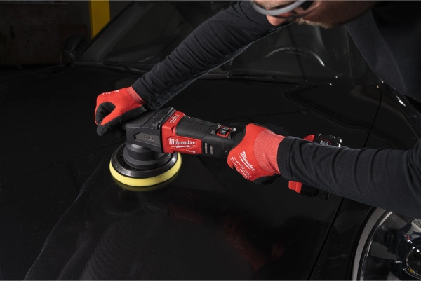 Polerka dual action Milwaukee M18 FROP21-502X