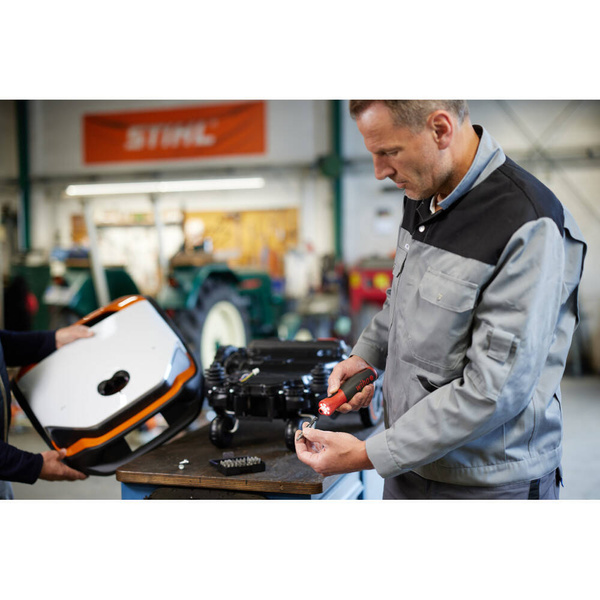 Wkrętak elektryczny Wiha speedE PocketDrive z bitami i etui