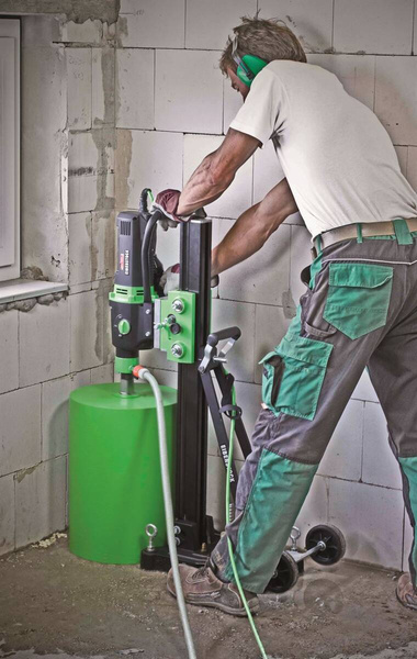 Wiertnica diamentowa Eibenstock DBE 352/3 ze statywem BST 352 V