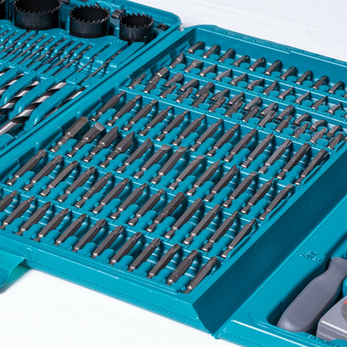 Zestaw osprzętu Makita P-44046 216 el.