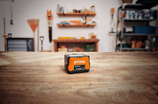 Akumulator Stihl AK 10 45204006530