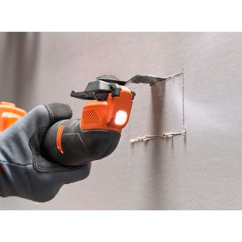 Akumulatorowe narzędzie wielofunkcyjne Black&Decker BDCOS18N-XJ