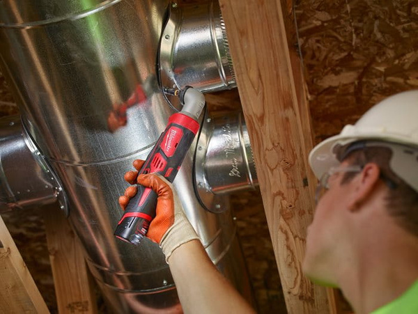 Zakrętarka kątowa udarowa Milwaukee M12 BRAID-0