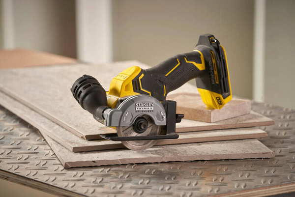 Mini szlifierka kątowa Stanley Fatmax SFMCM300D2