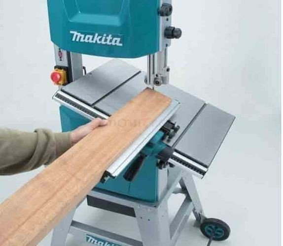 Piła taśmowa Makita LB1200F