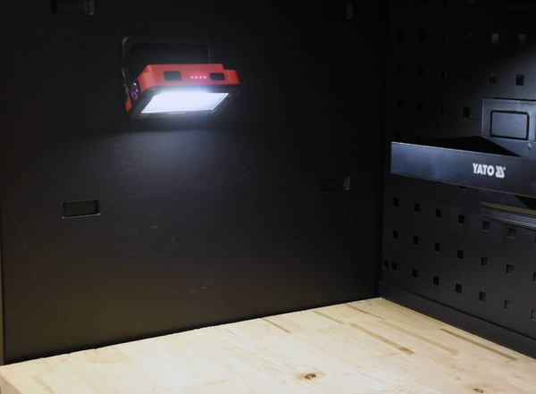 Reflektor przenośny Yato YT-81819