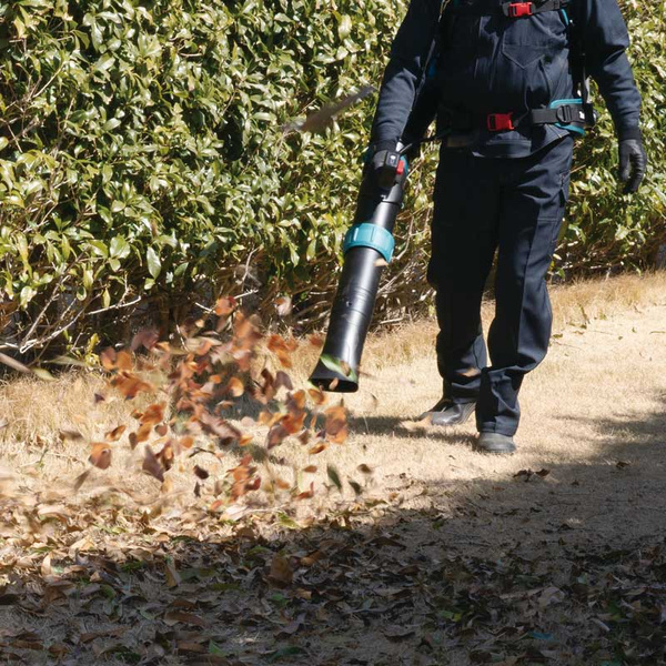 Dmuchawa do liści Makita UB004CZ