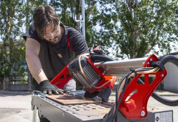 Przecinarka do glazury i gresu na Mokro DU 200 EVO Rubi 54975