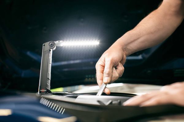 Akumulatorowa lampa ręczna LED SANSA 401 A Brennenstuhl 1177370010