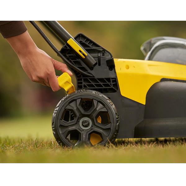 Kosiarka Stanley SFMCMW2651M