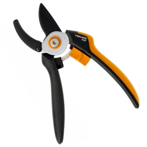 Sekator kowadełkowy Fiskars P361
