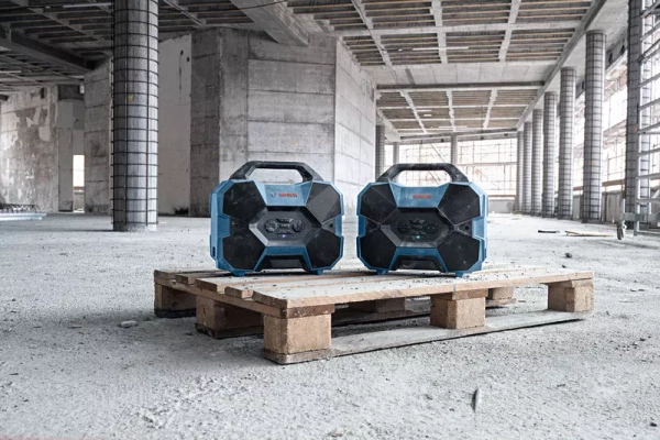 Głośnik budowlany Bosch GPB 18V-6 C 06014A6000