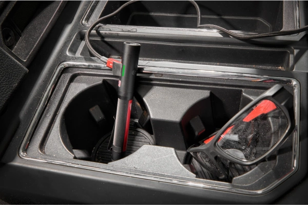 Latarka z wbudowanym akumulatorem Milwaukee IR PL250