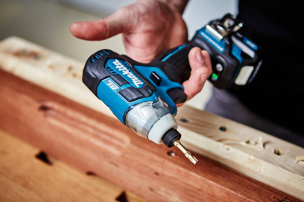 Zakrętarka Makita TD111DSAE