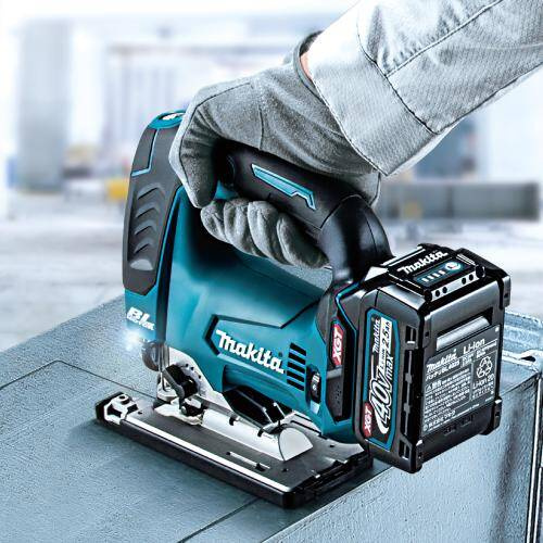 Wyrzynarka Makita JV002GZ