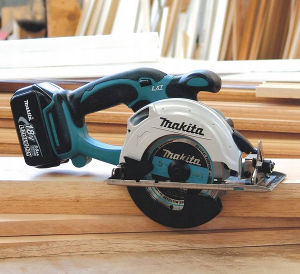 Pilarka tarczowa Makita DSS501Z