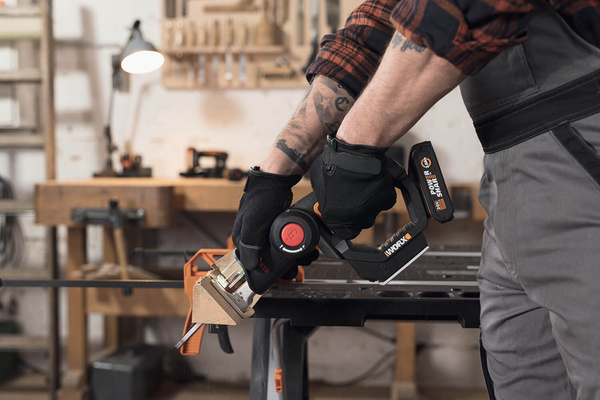 Wyrzynarka Worx WX542.9