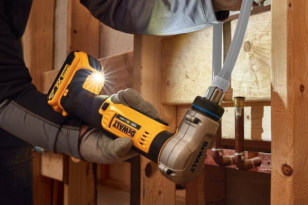 Akumulatorowy rozszerzacz do rur PEX DCE400NT-XJ DeWALT