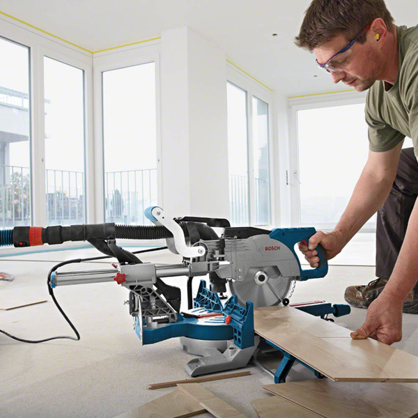 Ukośnica Bosch GCM 8 SJL