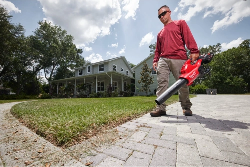 Dmuchawa do liści Milwaukee M18 F2BL-0