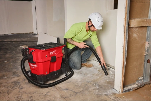 Odkurzacz akumulatorowy Milwaukee M18 FVC23L-0