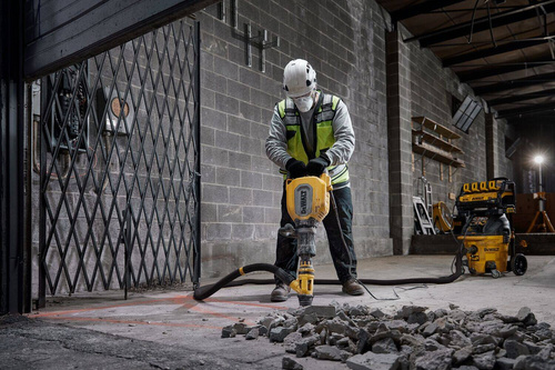 Młot wyburzeniowy Dewalt D25911K-QS