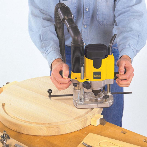 Frezarka górnowrzecionowa DeWALT DW622K