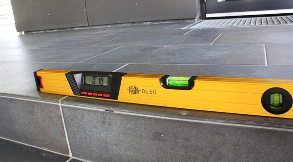 Poziomica Nivel System DL60