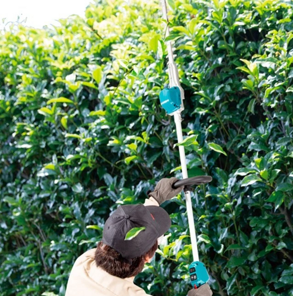 Nożyce do żywopłotu na wysięgniku Makita DUN600LRGE