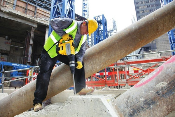 Młotowiertarka DeWalt D25762K