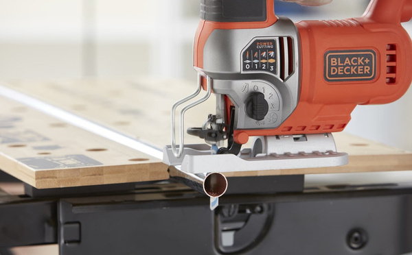 Wyrzynarka Black Decker BES610-QS