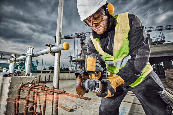 Szlifierka kątowa Dewalt DCG413N