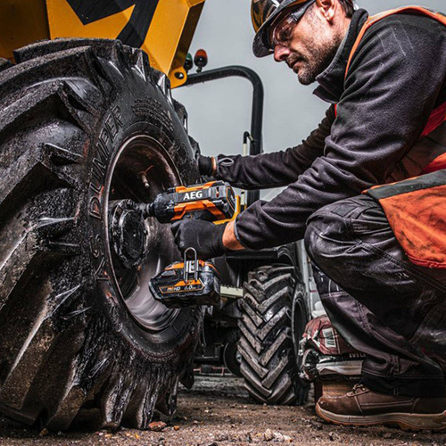 Klucz udarowy AEG BSS18HTF12B6-0