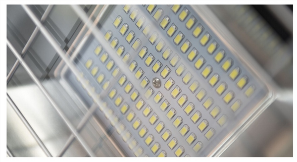 Naświetlacz LED z 5m przewodem LLS050AWK PARTNERSITE