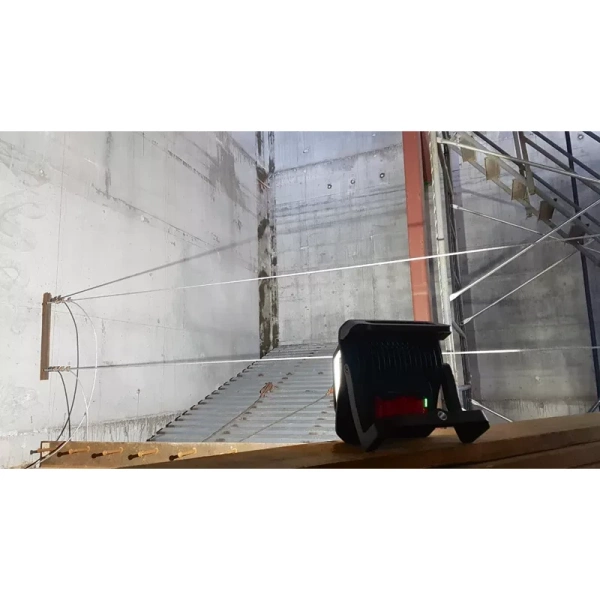 Lampa budowlana Bosch GLI 18V-4000 C 0601446800