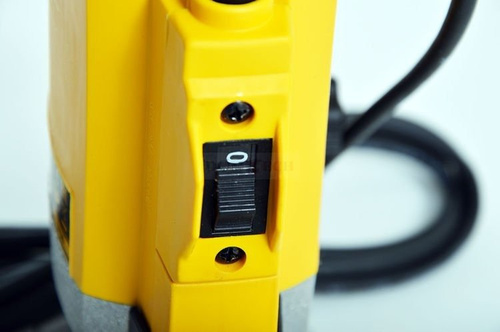 DeWalt DW615 frezarka górnowrzecionowa