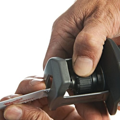 Piła szablasta Milwaukee M12 CHZ-0