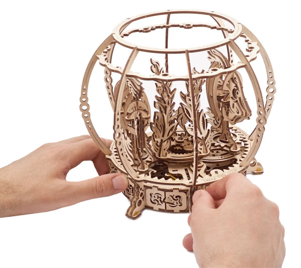 Mechaniczne akwarium UGEARS 70155