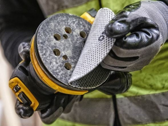 Szlifierka mimośrodowa Dewalt DCW210N 