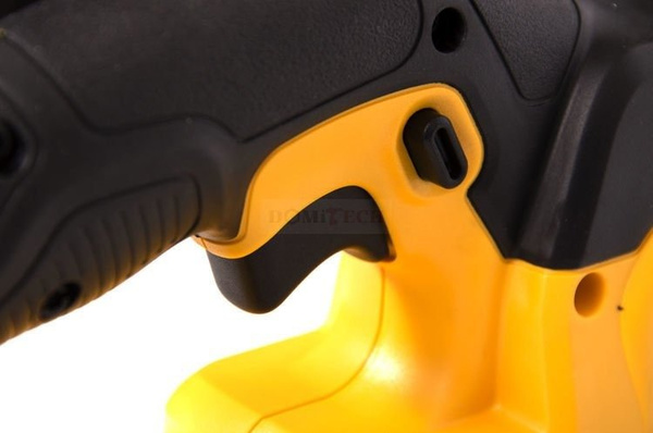 Wyrzynarka Dewalt DCS331M2