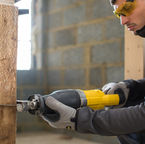 Pilarka szablasta Stanley Fatmax FME360