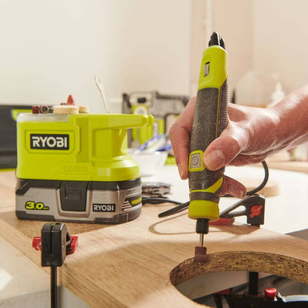 Multiszliferka Ryobi RRT18-0