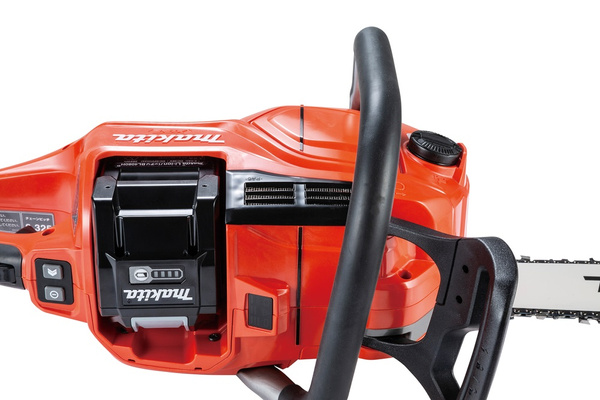 Pilarka łańcuchowa Makita UC030GE103