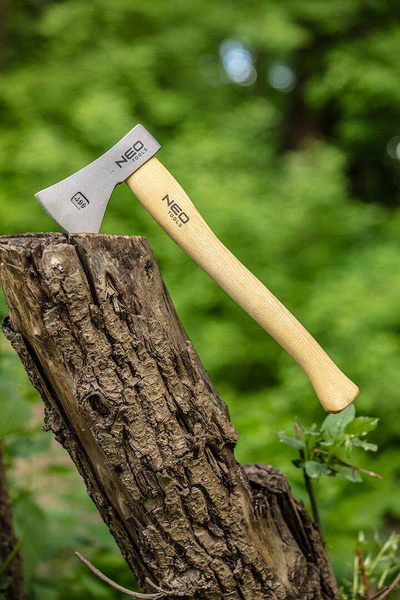 Toporek bushcraftowy 400 g z futerałem NEO Tools 63-119